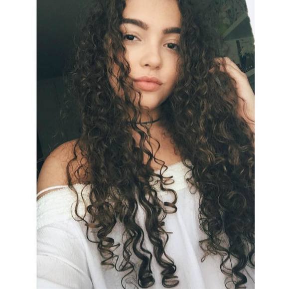 Meet your Posher, Gabriela - Picture 1 of 1